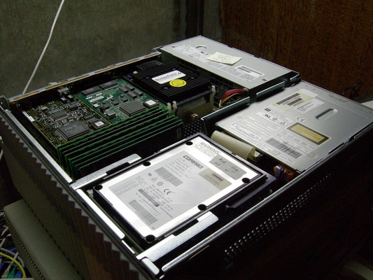 This is a picture of my Sun SparcStation 20, mooloolaba, after my modifications.